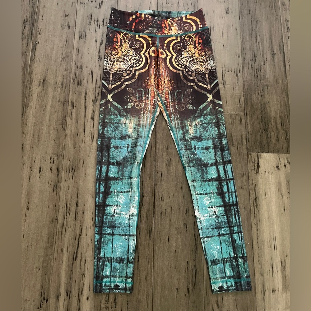 Niyama Sport Leggings Size Small